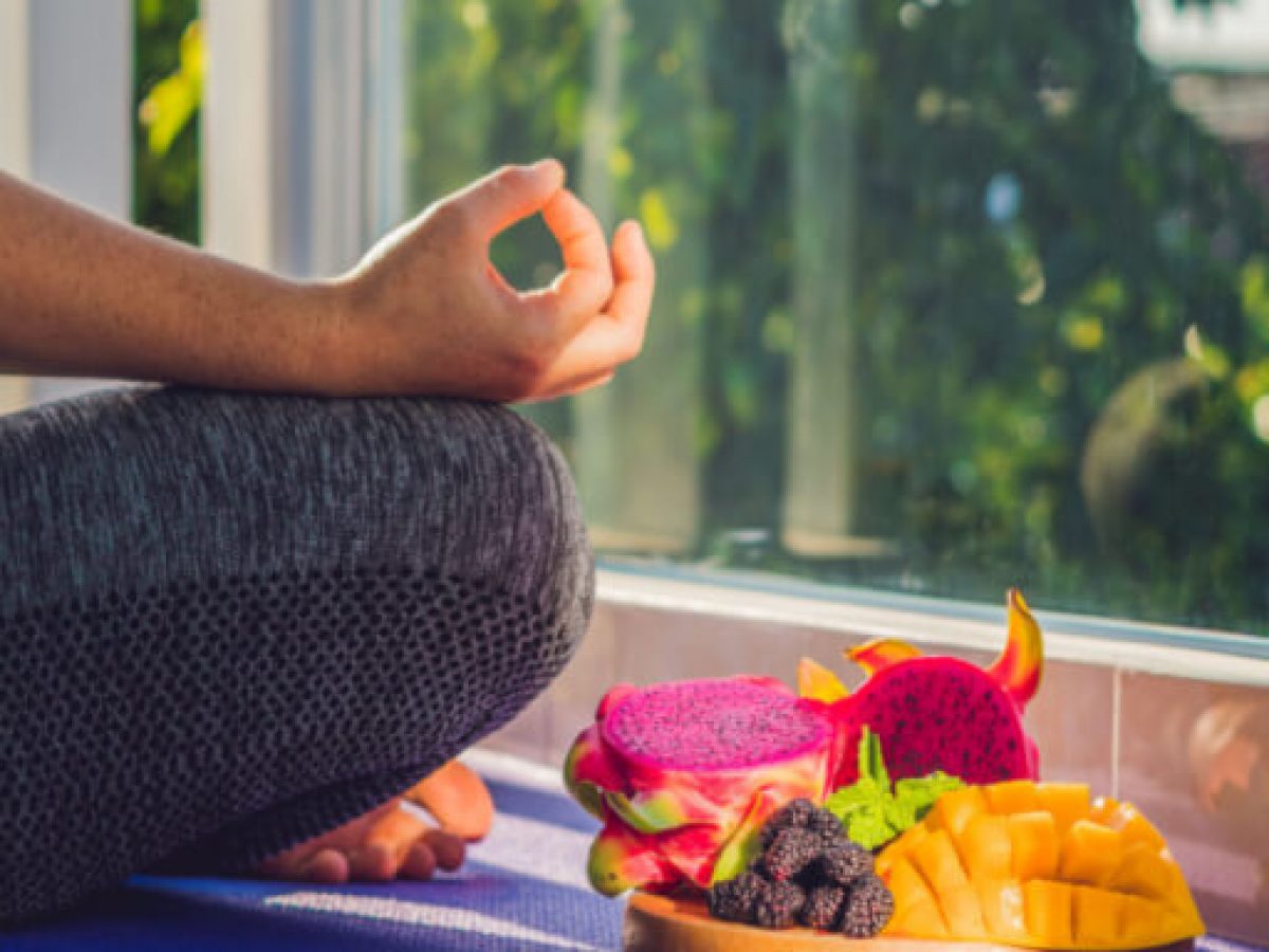 What Are The Best Foods You Can Eat Before And After Yoga? - ACTIV LIVING  COMMUNITY